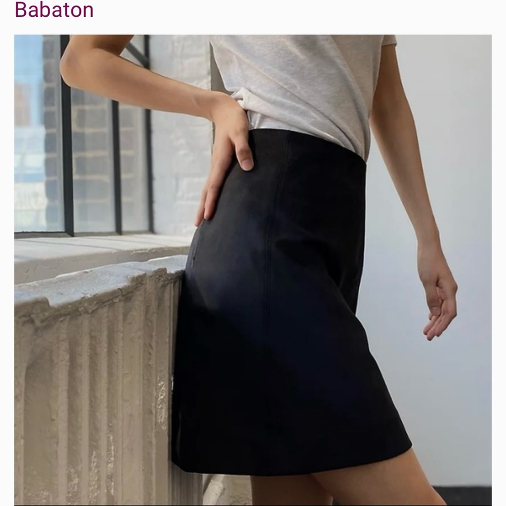 BABATON faux suede skirt sz s